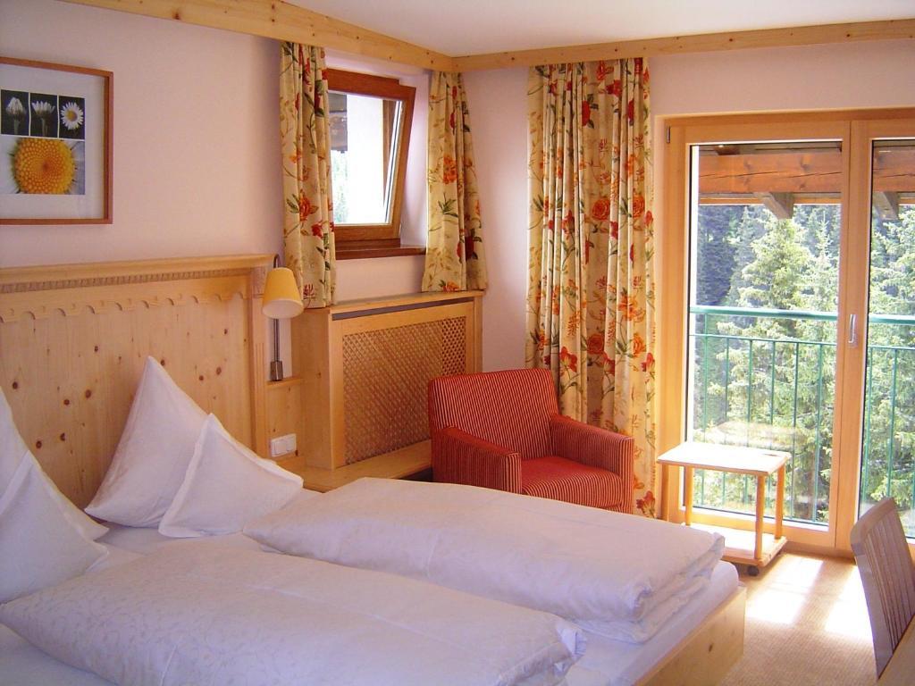 Pension Waldhof Lech am Arlberg Zimmer foto